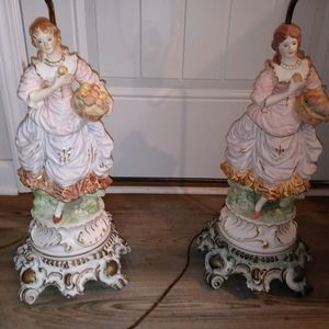 2 Vintage Victorian Signature Lamps